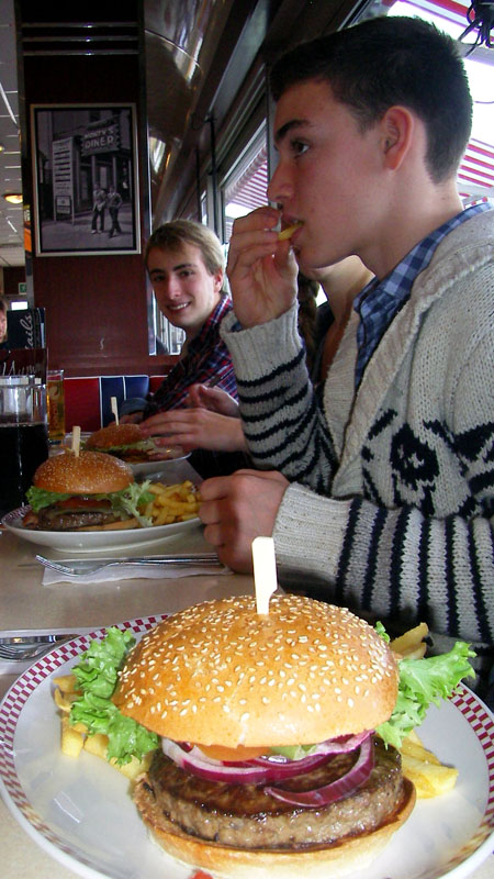 2015-11-06_BurgerJungs