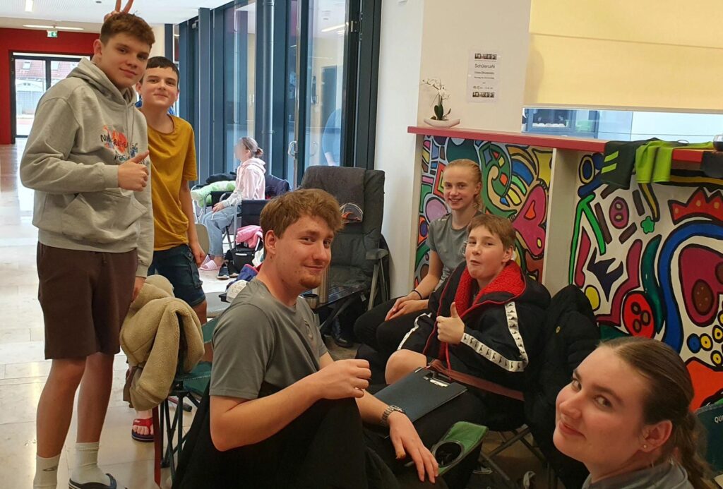 CREATOR: gd-jpeg v1.0 (using IJG JPEG v80), quality = 75?